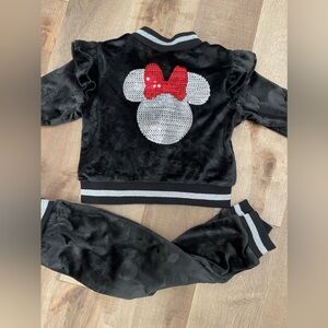 Minnie Mouse 2T Fleece jumpsuit